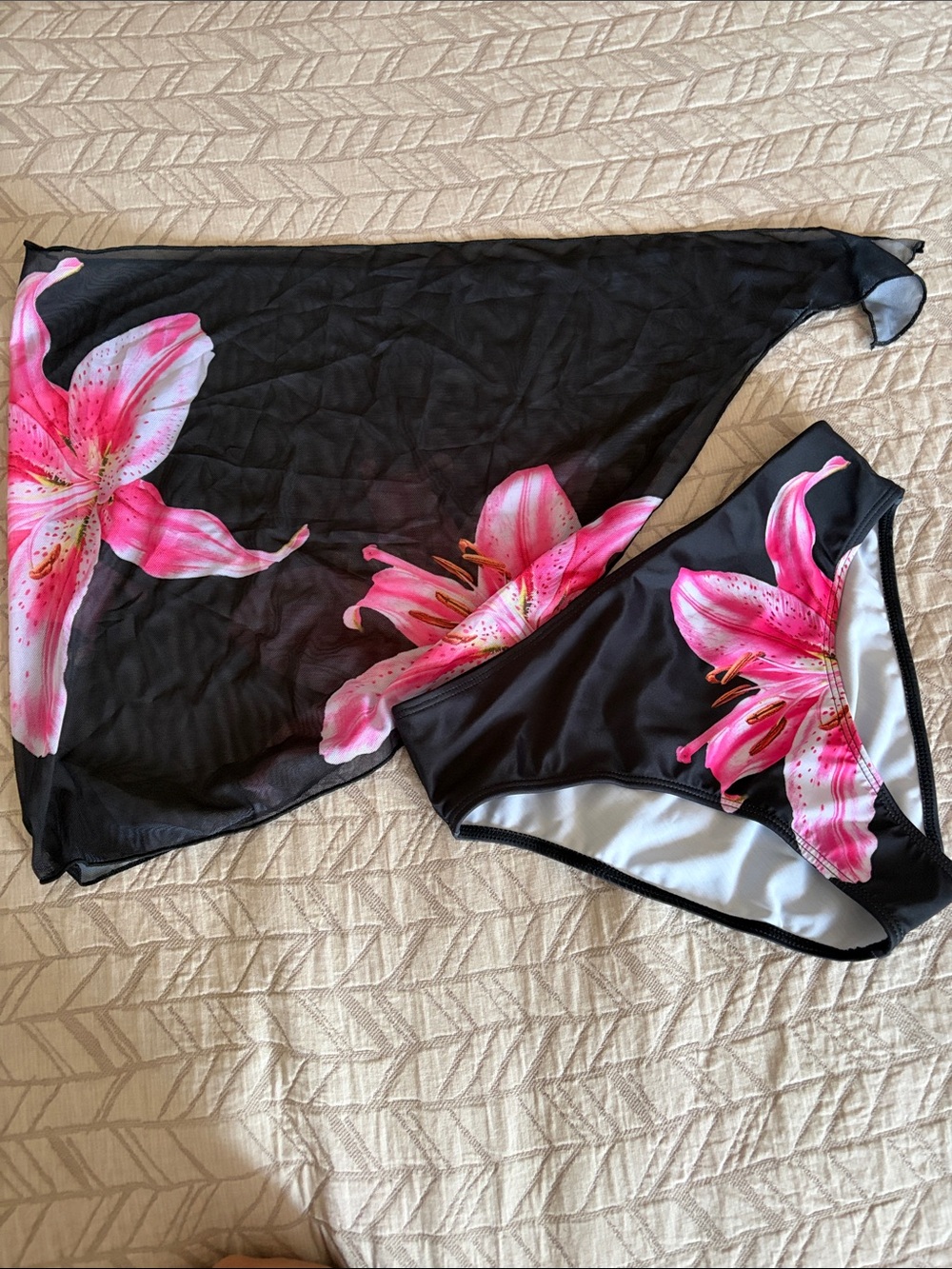 Source Unknown Black Bikini Bottoms with Pink Lily Print and Matching Sarong